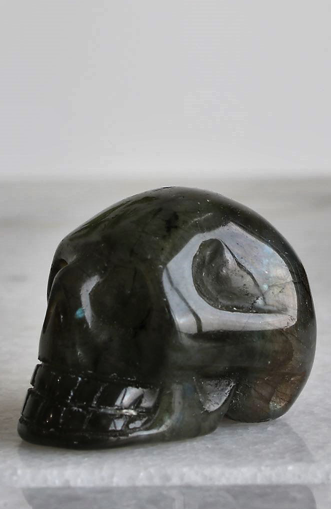 Labradorite Skull AA 40mm